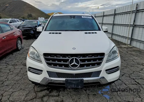 2014 Mercedes-Benz Ml 350 z USA, uszkodzony, nr VIN 4JGDA5JB2EA411053